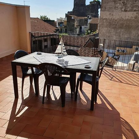 Apartamento Charme In Aci Castello Exterior foto