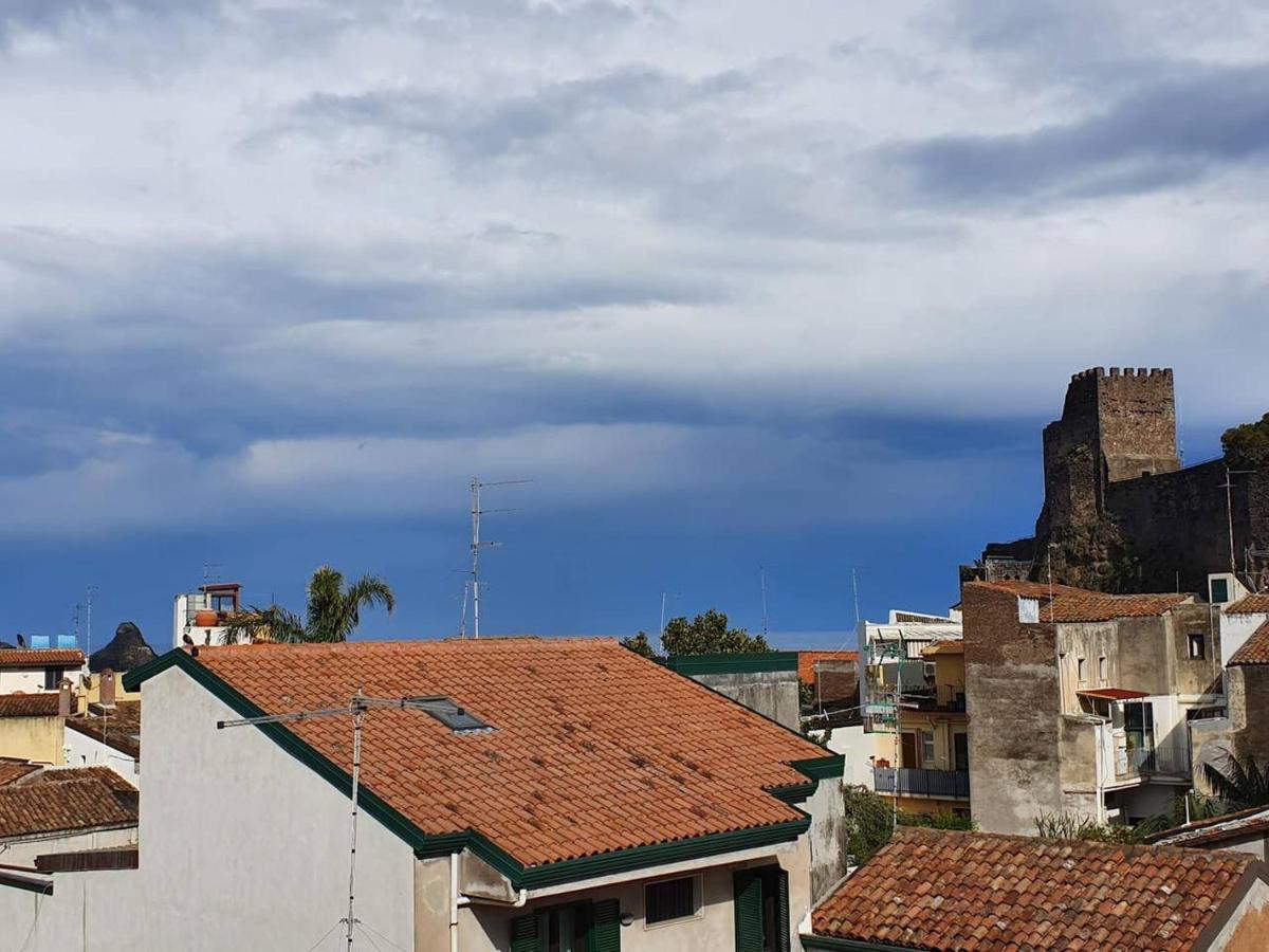 Apartamento Charme In Aci Castello Exterior foto